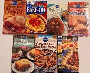 Lot of 7 Vintage Pillsbury Classic Cookbooks 90s Recipes